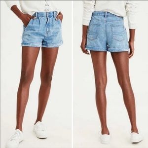 American Eagle Denim Mom Shorts. Size 4.